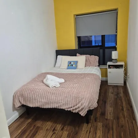 2bed Centre Apartment Limerick